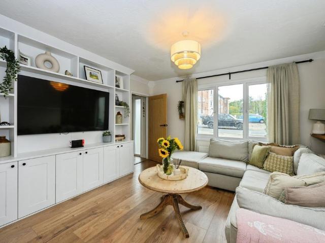 House for sale in Merstham, Reigate and Banstead