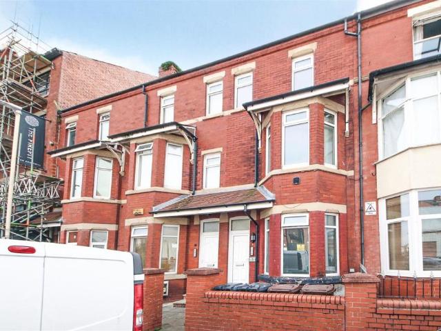 House for sale in Southport, Sefton