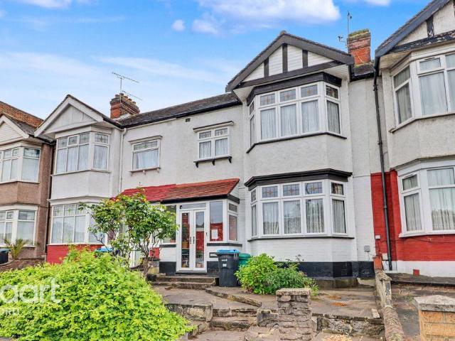 House for sale in Gants Hill, Greater London