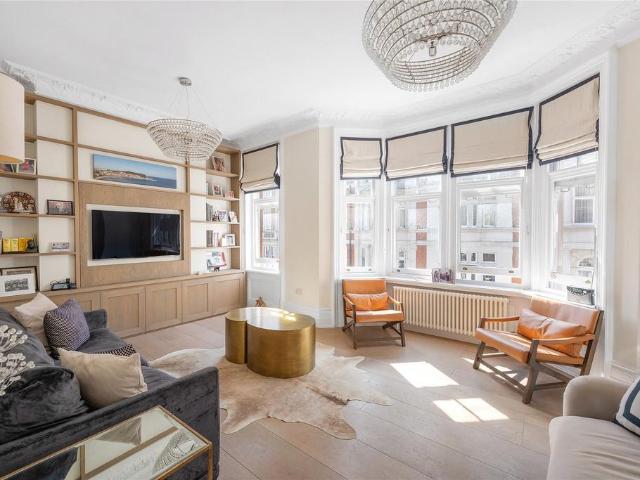House for sale in East Marylebone, Marylebone