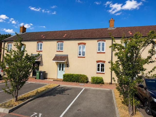 House for sale in Cheeseman's Green, Bridgefield