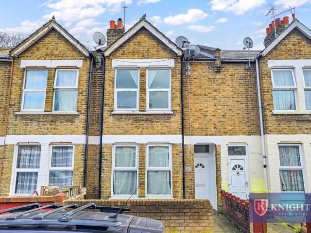 House for sale in Greater London