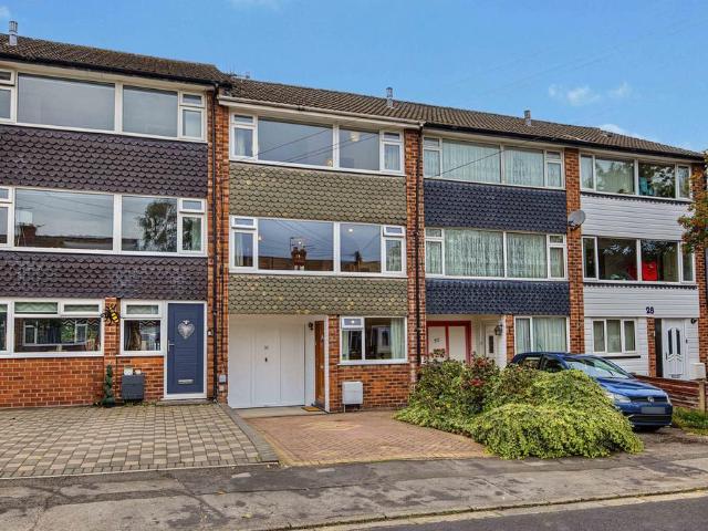 House for sale in Heald Green, Greater Manchester