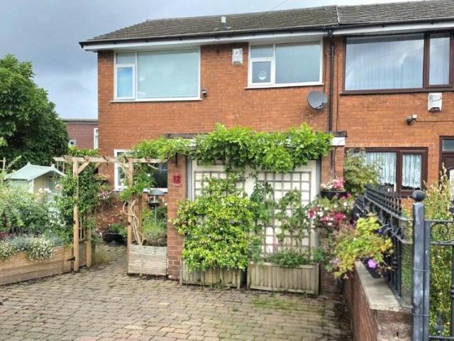 House for sale in Droylsden, Tameside
