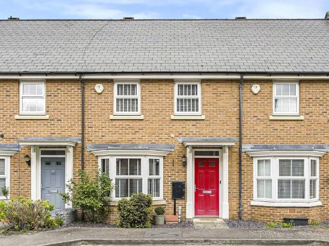 House for sale in Swanscombe and Greenhithe, Monks Orchard