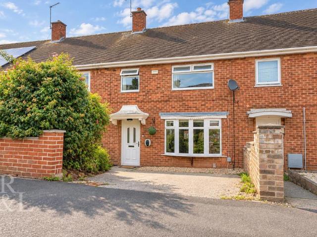 House for sale in Clifton, City of Nottingham