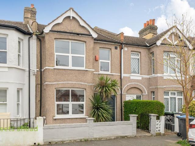 House for sale in London Borough of Croydon, Greater London