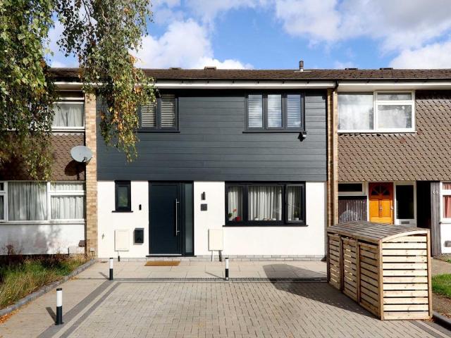 House for sale in Beeches Community Board, Farnham Common