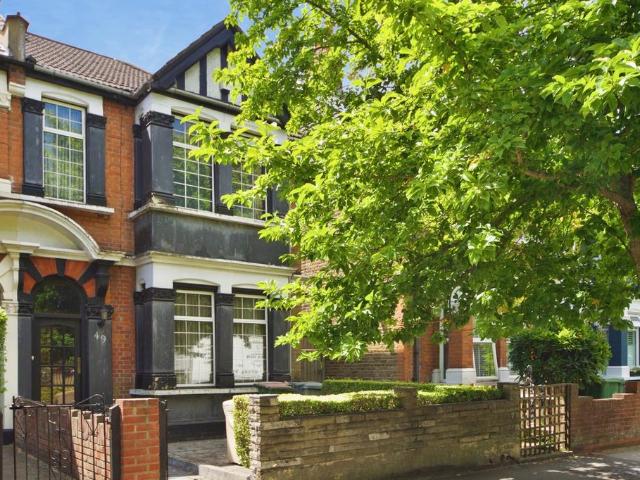 House for sale in Beckton, Greater London