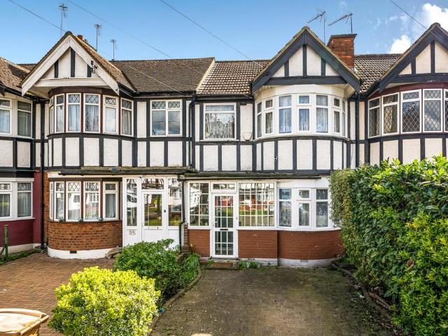House for sale in Lane, Greater London