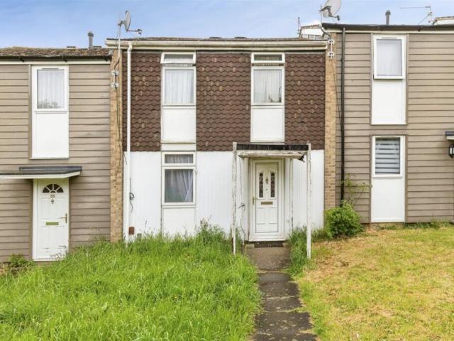 House for sale in Roselands, Northampton