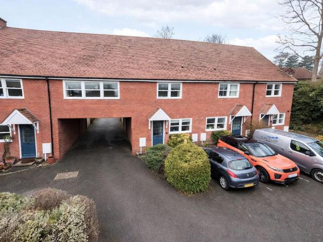 House for sale in Stanford On Avon, Leicestershire