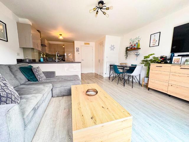 House for sale in Charlton Hayes, Patchway