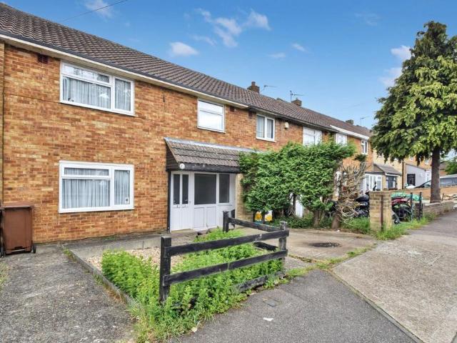 House for sale in Chatham