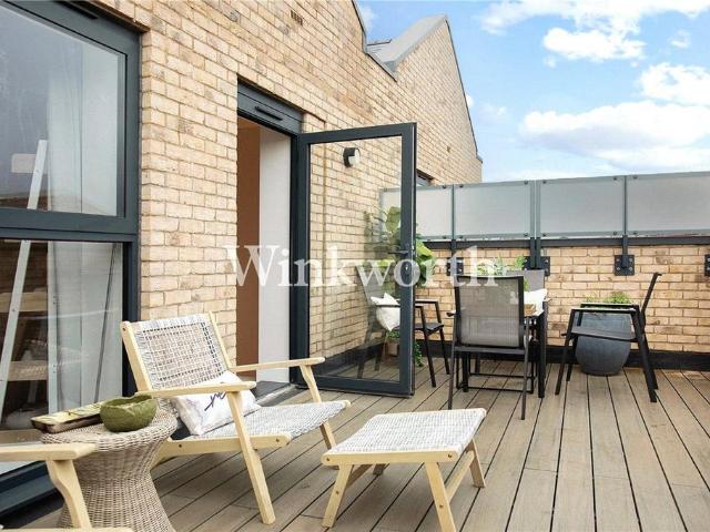 House for sale in Greater London