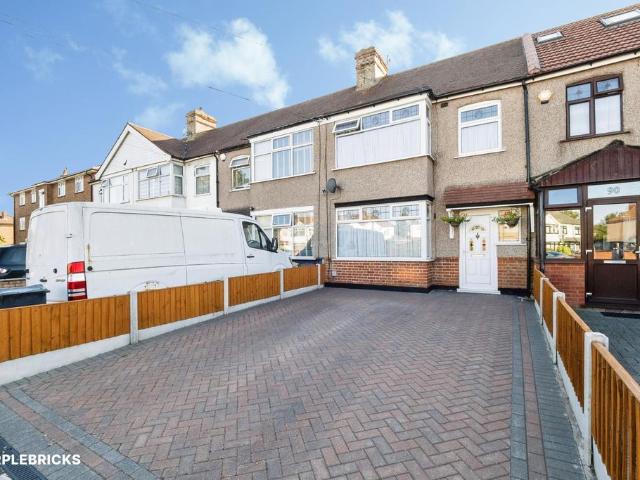 House for sale in Barkingside, Greater London