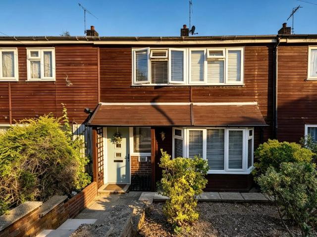 House for sale in The Butts, Kent