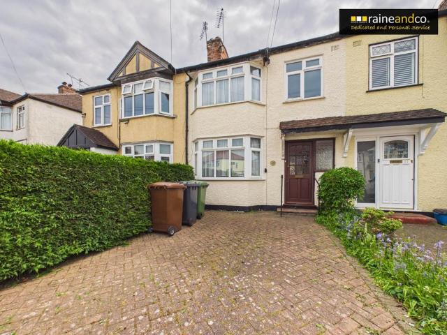 House for sale in Potters Bar, Hertfordshire