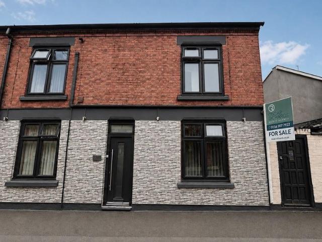 House for sale in Spinney Hills, Old Wharf