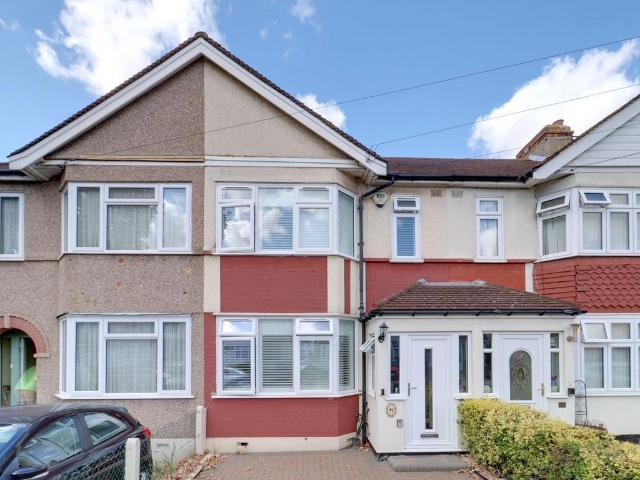 House for sale in Aveley, Essex