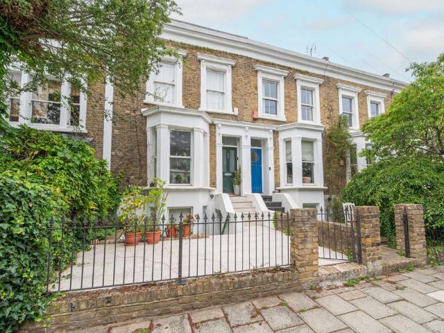 House for sale in Herne Hill, Greater London