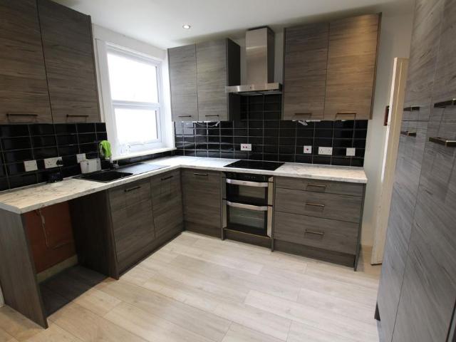 House for sale in Brompton, Gillingham