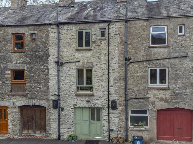House for sale in Lupton