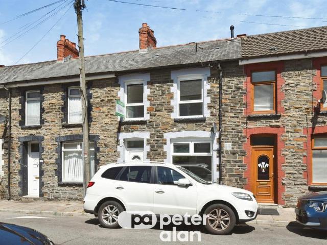 House for sale in Miskin, Wales