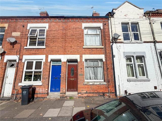 House for sale in Clarendon Park, Leicester