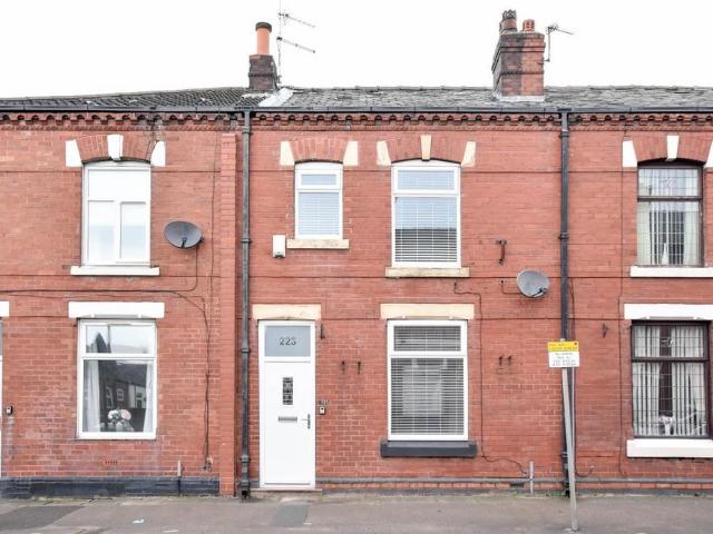 House for sale in Scholes Village, Wigan