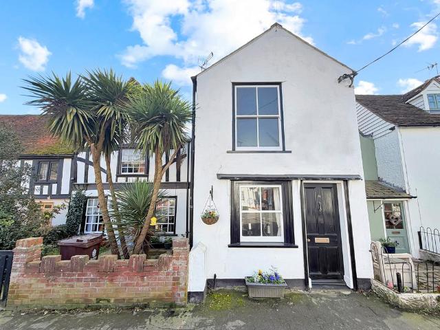 House for sale in Brightlingsea, Dale Hill