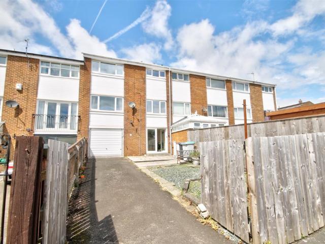 House for sale in Stanley