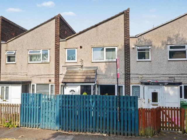 House for sale in Churwell, West Yorkshire