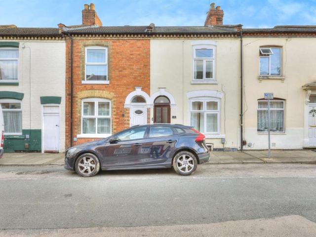 House for sale in Semilong, Northampton