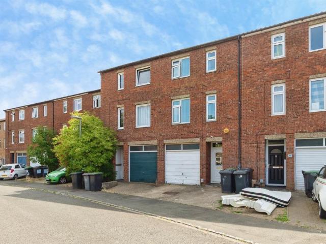 House for sale in Sandy, Bedfordshire