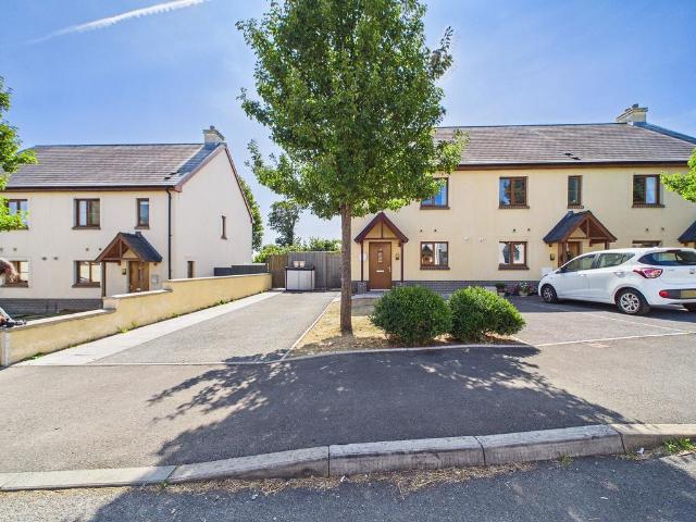 House for sale in Pentlepoir, Wales