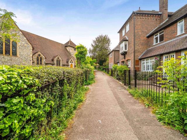 House for sale in Hampshire