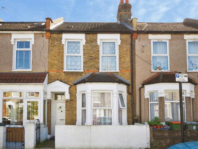 House for sale in Beckton, Greater London