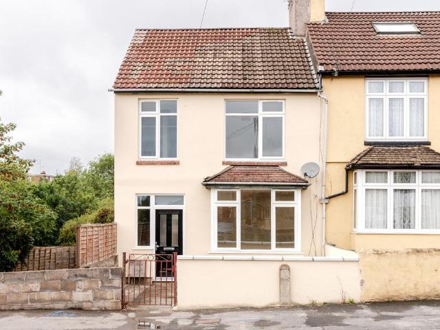 House for sale in Kingswood, South Gloucestershire