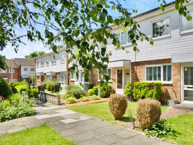 House for sale in South Woodford, Greater London