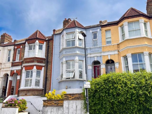 House for sale in Plumstead, Greater London