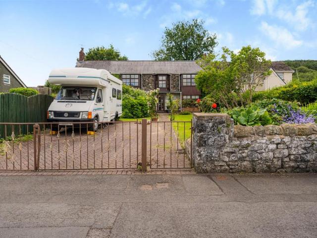 House for sale in Wainfelin, Griffithstown