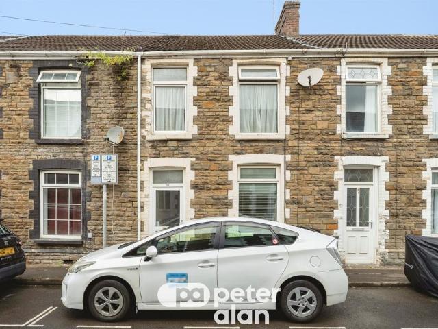 House for sale in Cimla, Neath