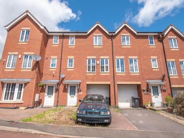 House for sale in Stocking Farm, Old Wharf
