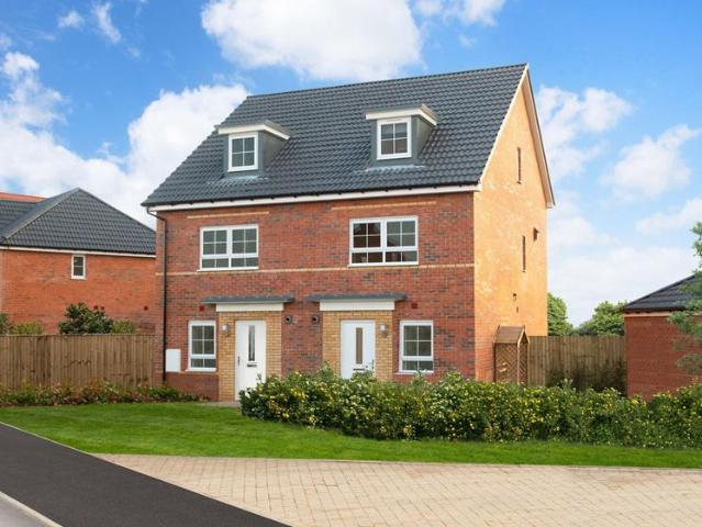 House for sale in Chickenley, Dewsbury