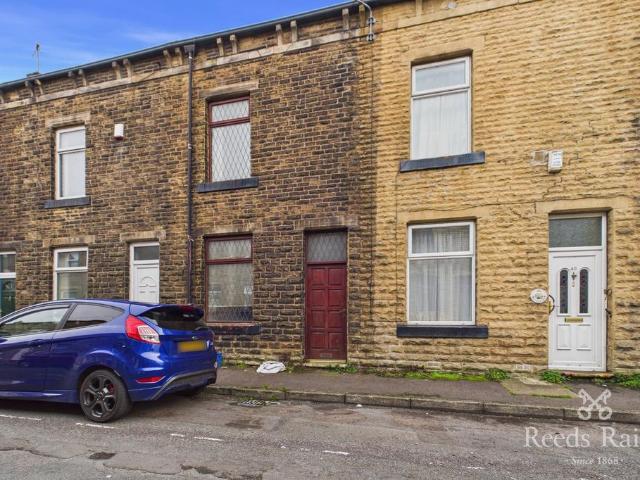 House for sale in Cross Stone, Calderdale