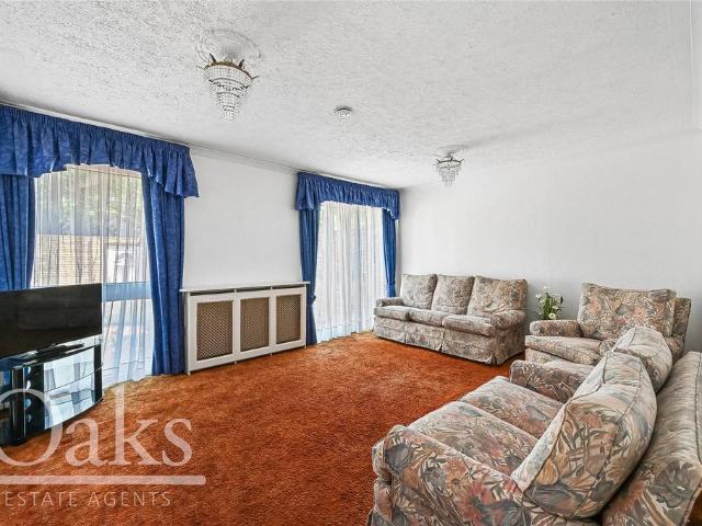 House for sale in Southfields, Greater London