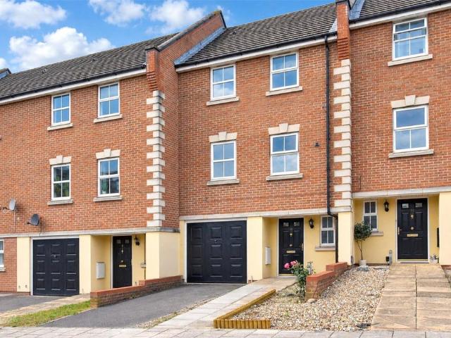 House for sale in Brook Hospital Estate, Greater London