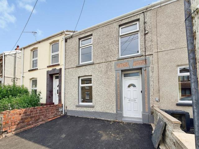 House for sale in Pontarddulais, Wales