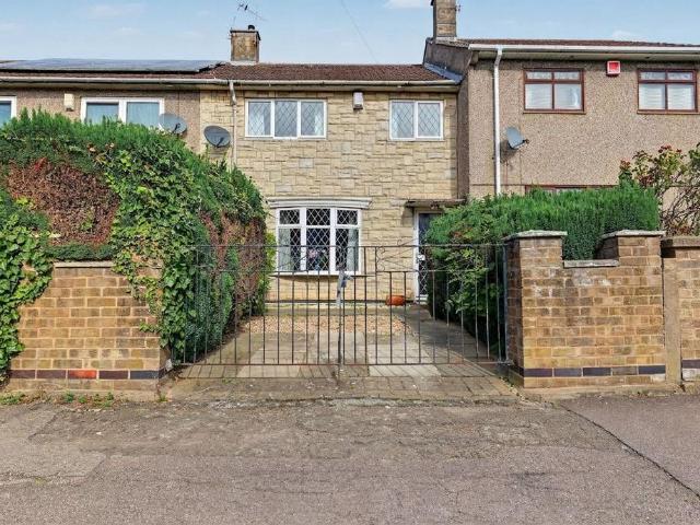 House for sale in Eyres Monsell, Leicester